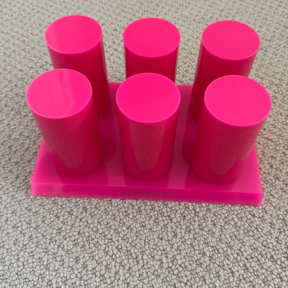 Amrita Singh Hot pink bangle holder